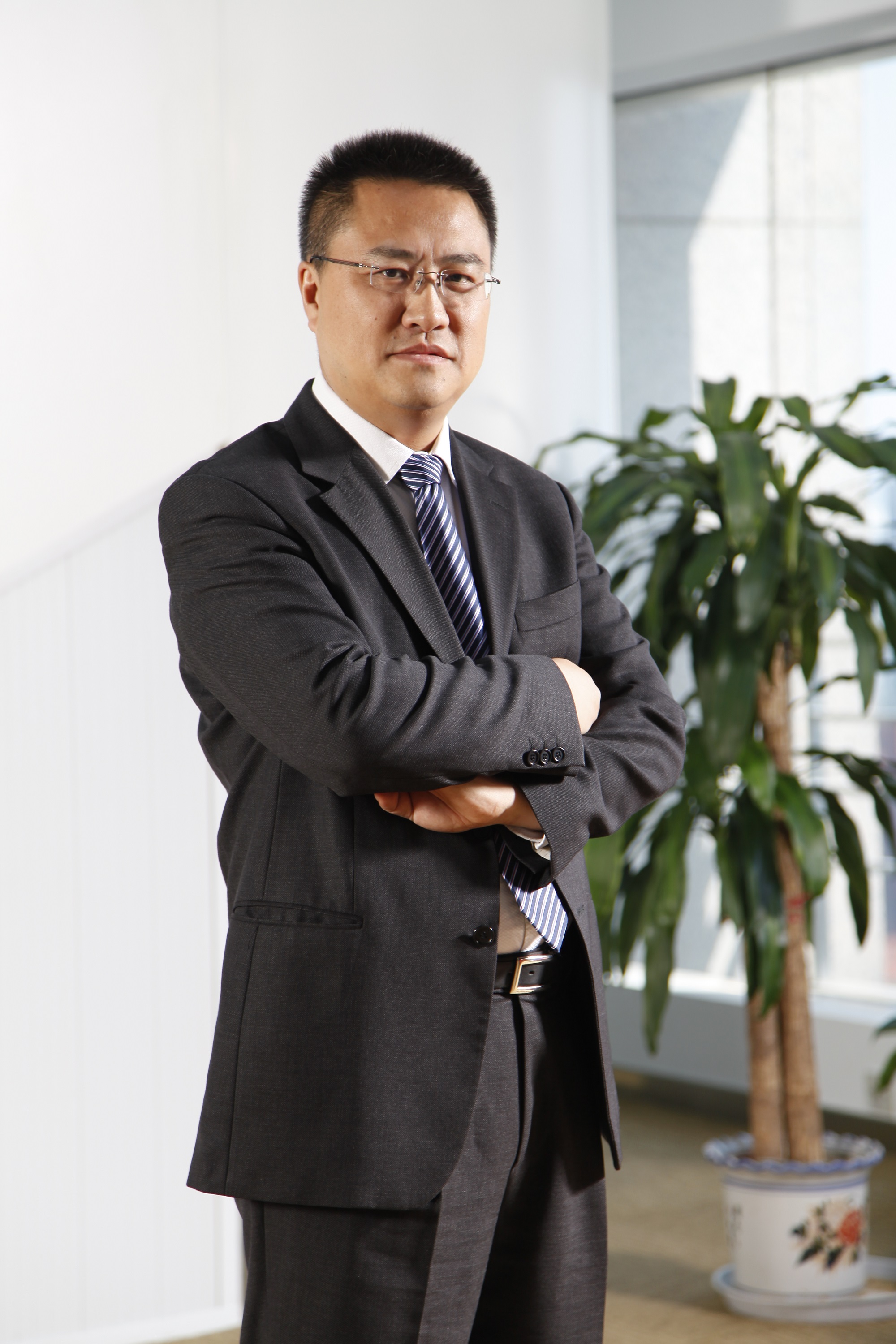 文总照片1.jpg 文总照片1.jpg